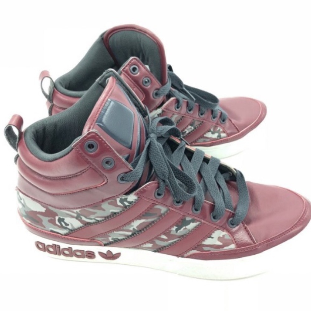red/camo addidas